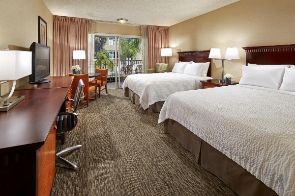 Anaheim Portofino Inn and Suites image 7